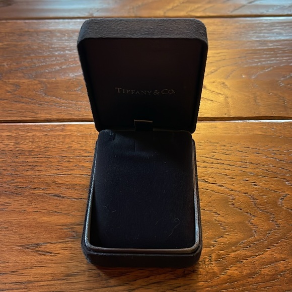 NEW-Tiffany Blue Shopping Bag, Navy Necklace Box, Blue Box & Blue Jewelry Bag - Picture 3 of 16